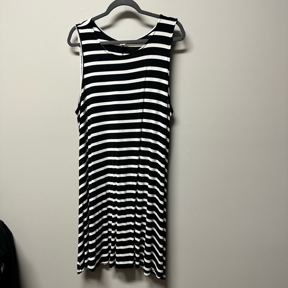 Old Navy XXL black & white striped swing dress